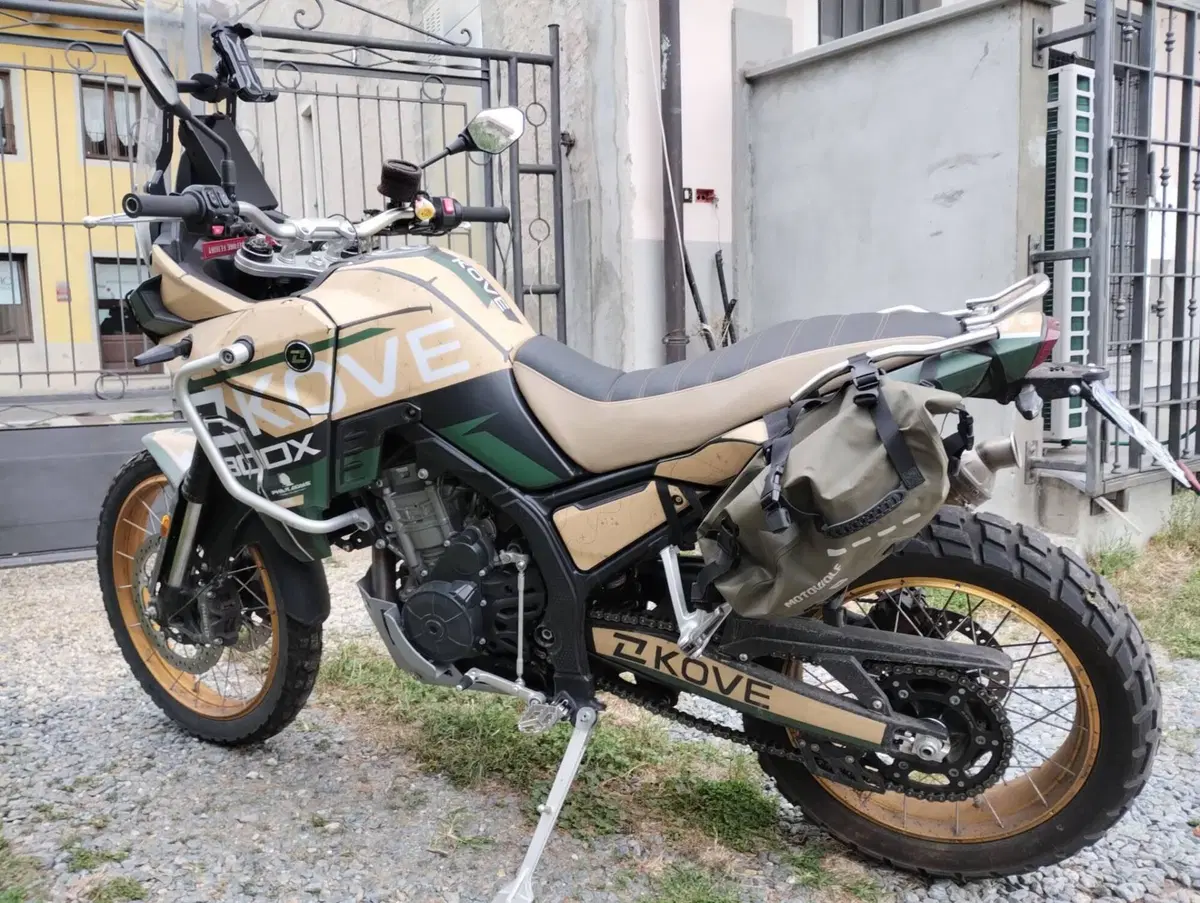Kove 800X Pro (2024 - 25) (3)