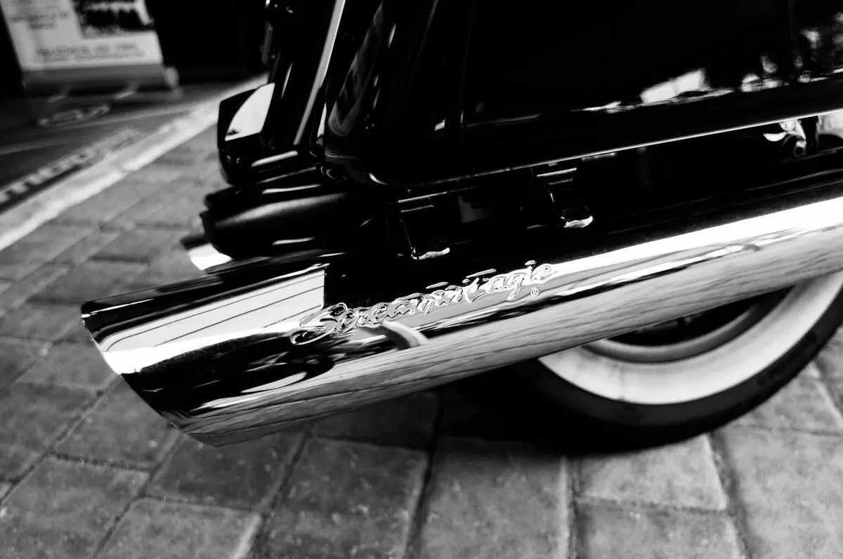Harley-Davidson 1450 Road King (2002 - 04) - FLHRI (11)