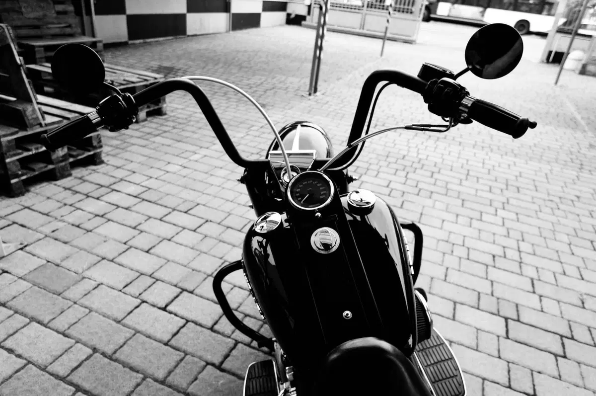 Harley-Davidson 1450 Road King (2002 - 04) - FLHRI (13)