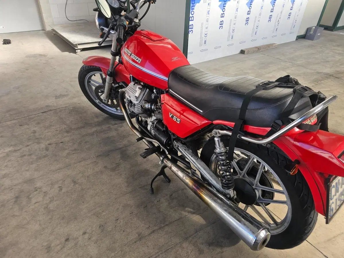 Moto Guzzi V 65 SP (1982 - 86) (2)