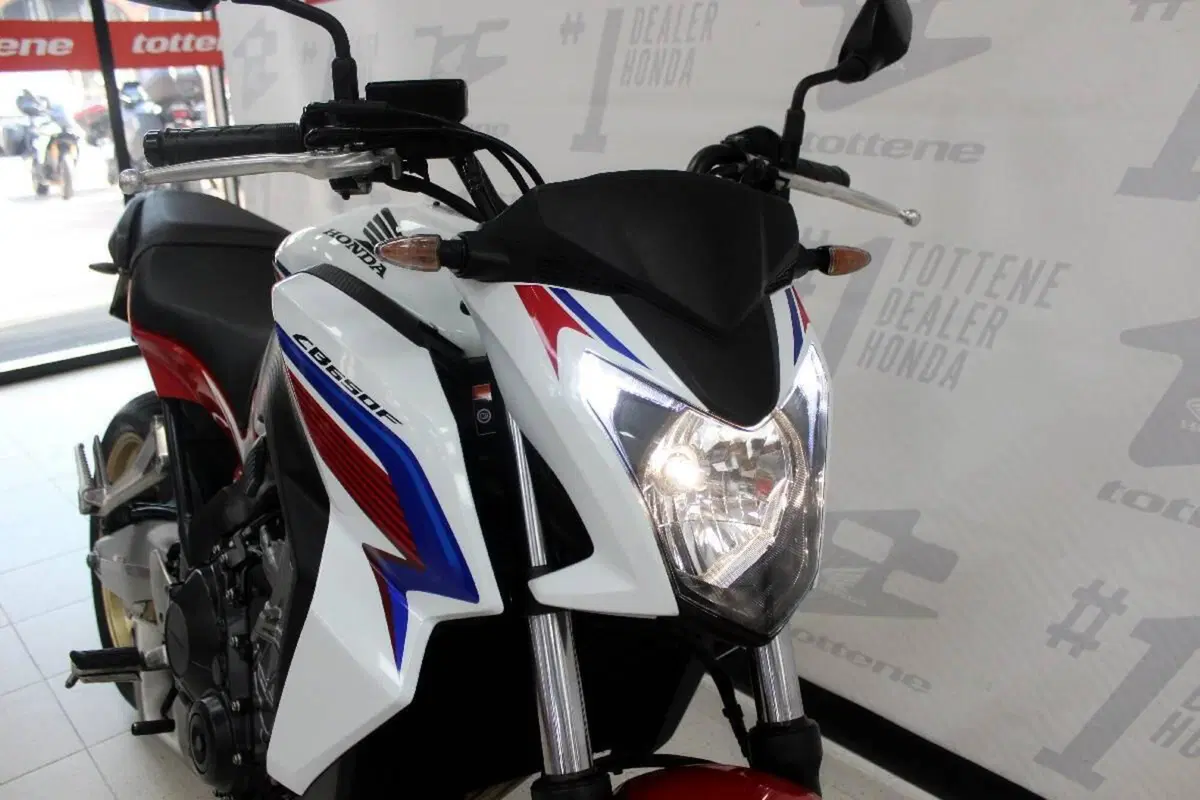 Honda CB 650 F ABS (2014 - 17) (4)