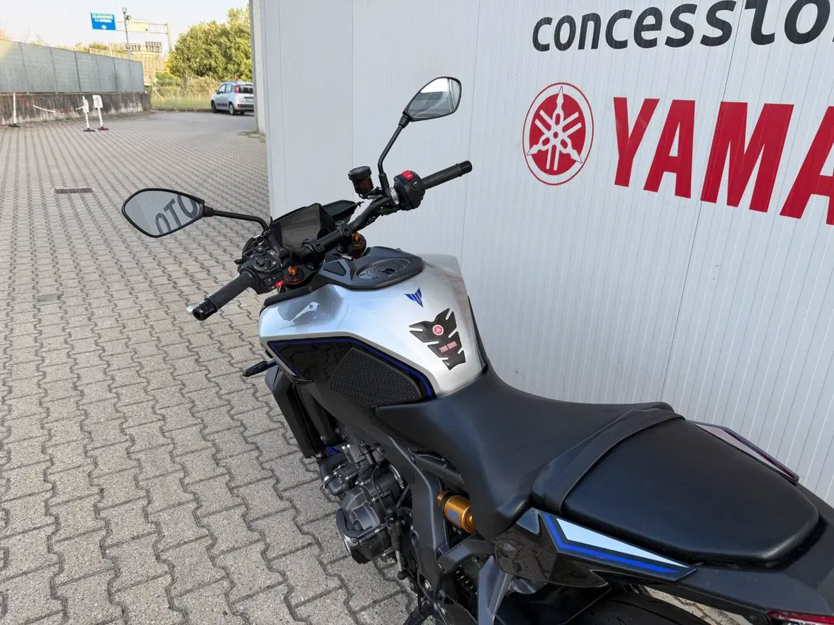 Yamaha MT-09 SP (2024 - 26) (4)