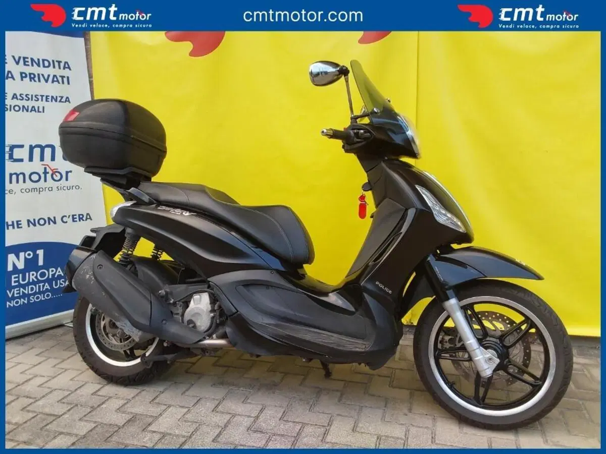 Piaggio Beverly 350 Police ABS-ASR (2018 - 20) (2)