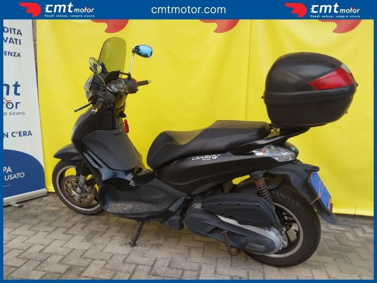 Piaggio Beverly 350 Police ABS-ASR (2018 - 20) (4)