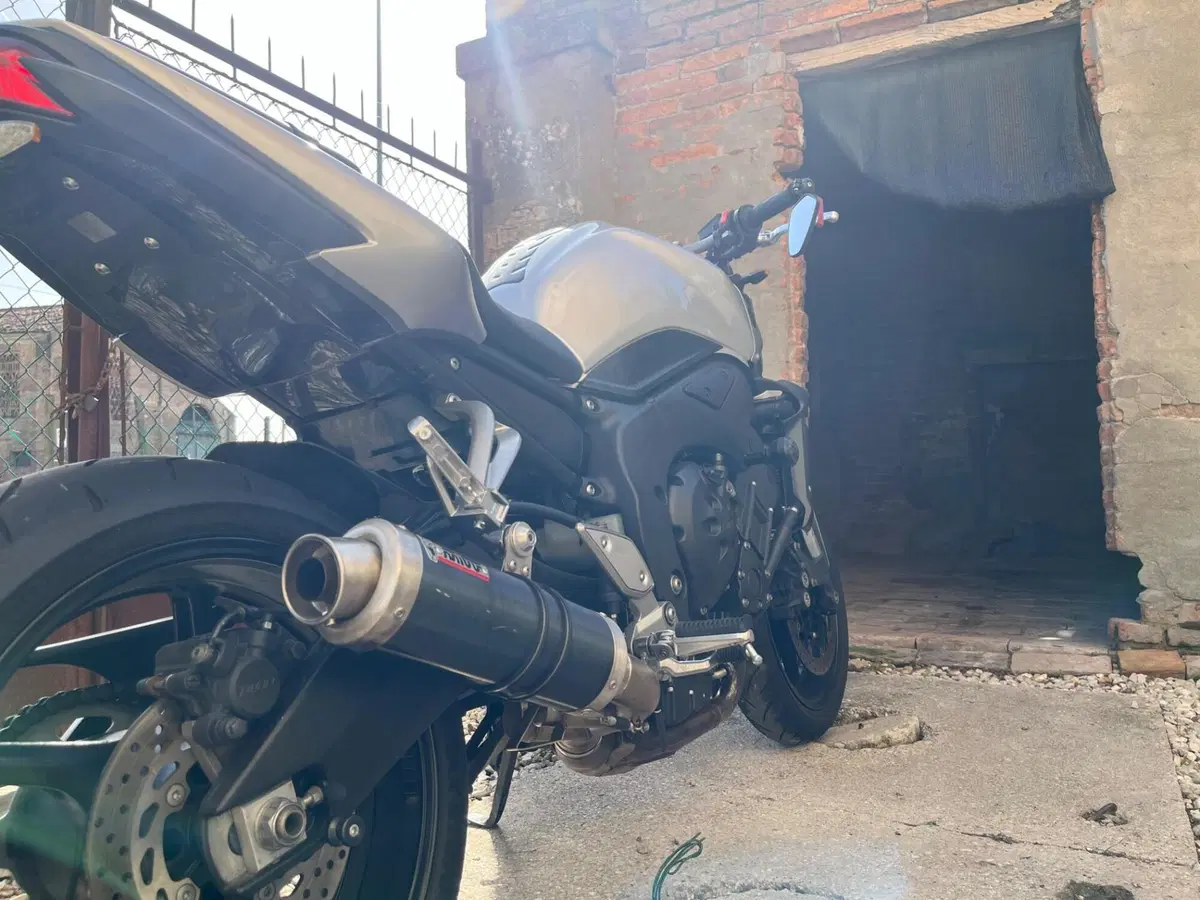 Yamaha FZ1 (2006 - 16) (8)