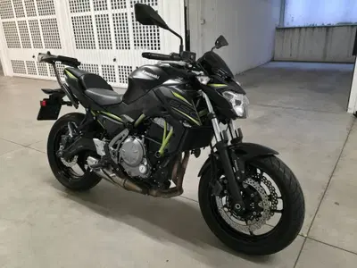 Kawasaki Z 650 (2017 - 19) usata