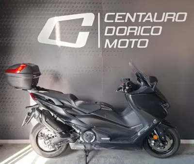 Yamaha T-Max 560 (2020 - 21) usata