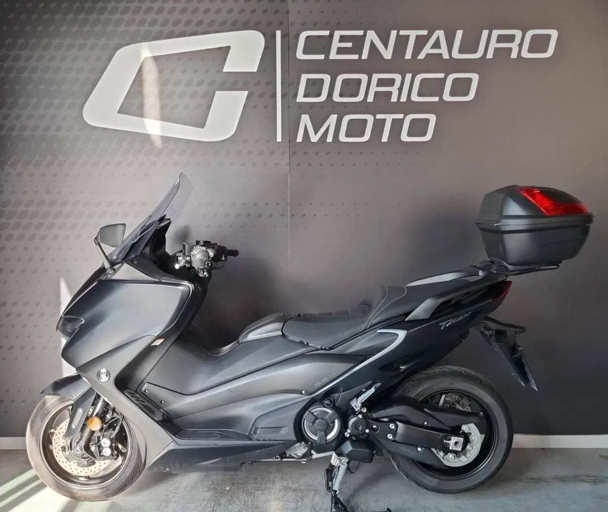 Yamaha T-Max 560 (2020 - 21) (2)