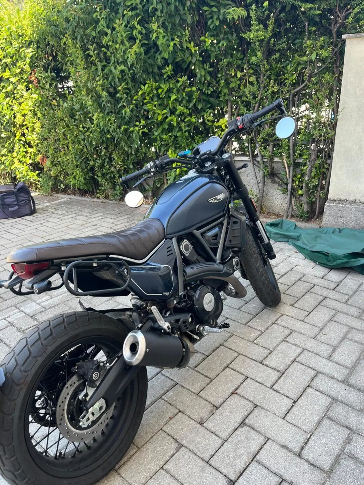 Ducati Scrambler 800 Nightshift (2025 - 26)