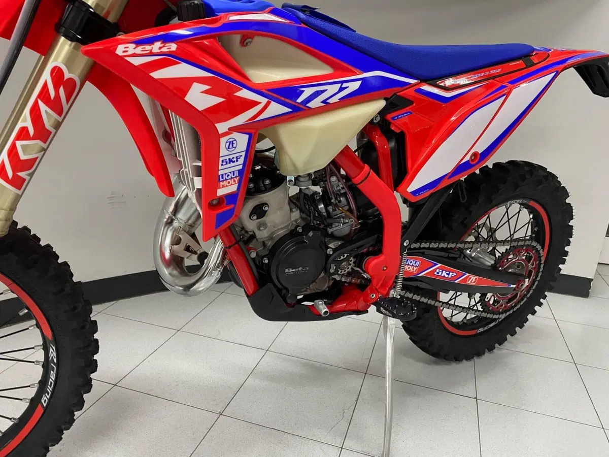 Betamotor RR 125 2T Enduro Racing (2022) (5)
