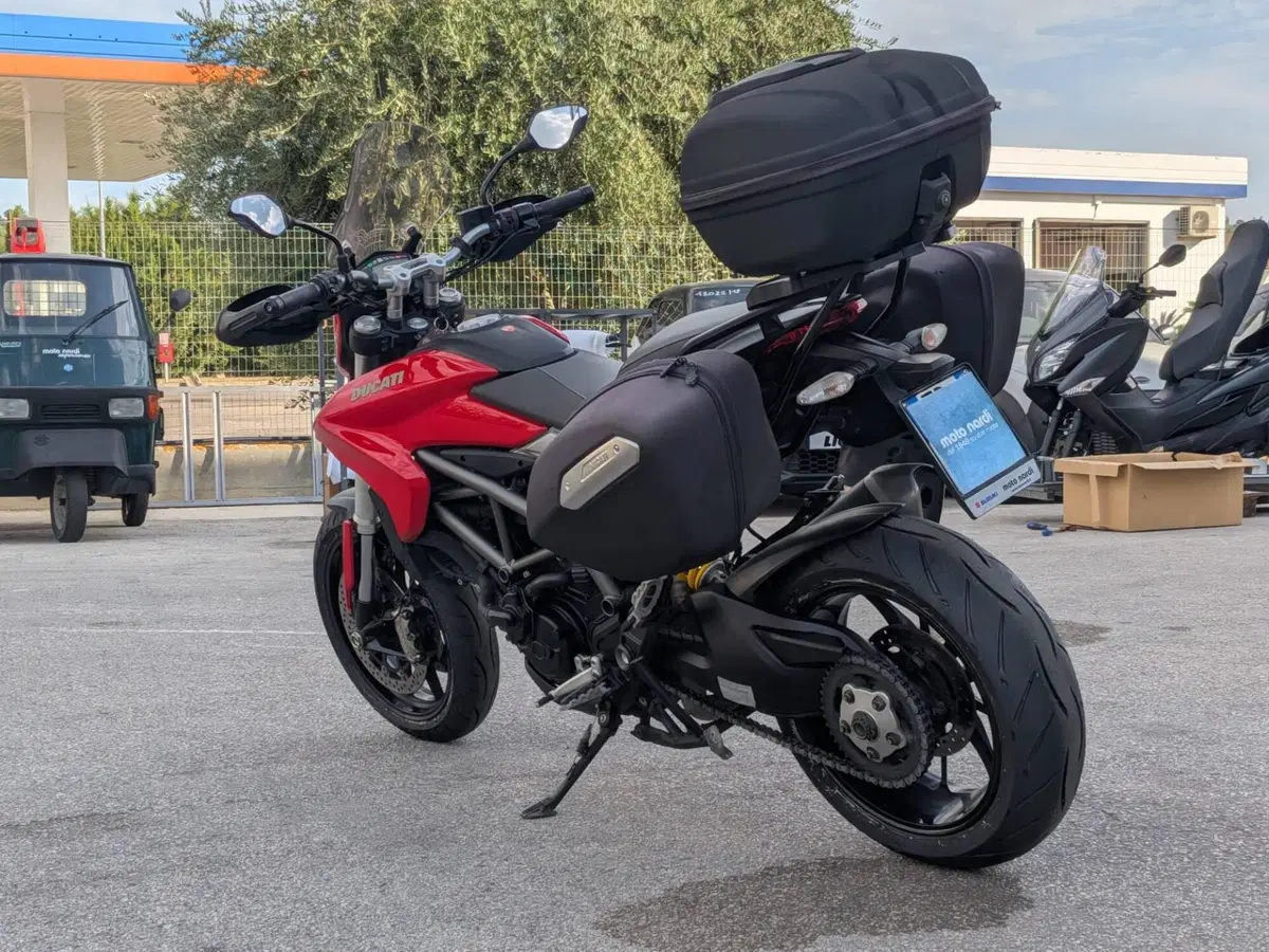 Ducati Hyperstrada 821 (2013 - 15) (4)