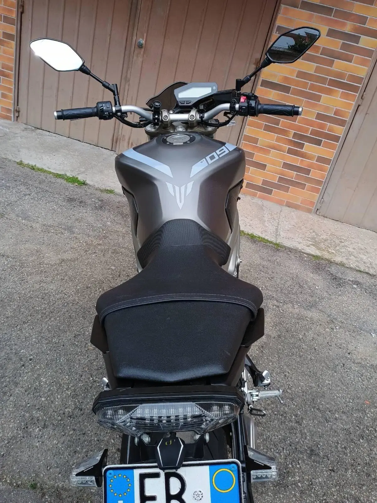 Yamaha MT-09 ABS (2013 - 15) (4)