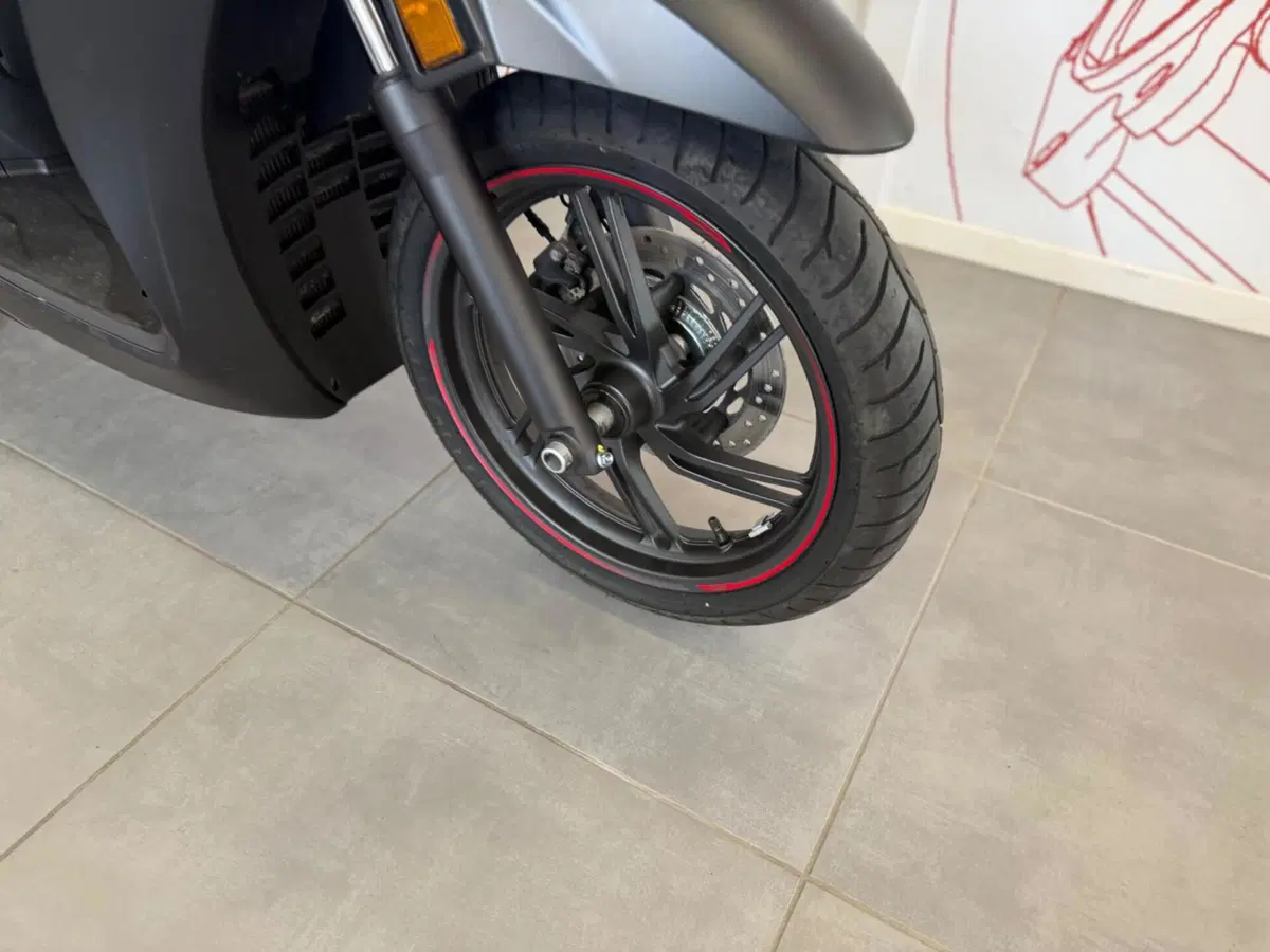 Honda SH 350 Sport (2021 - 24) (9)