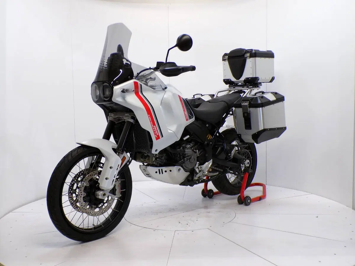 Ducati DesertX (2022 - 25) (3)