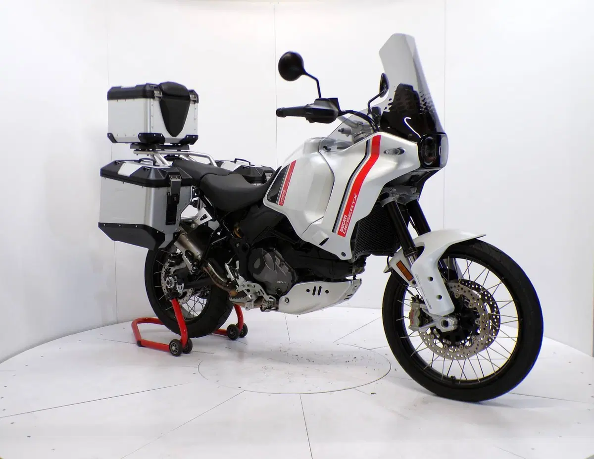 Ducati DesertX (2022 - 25) (2)