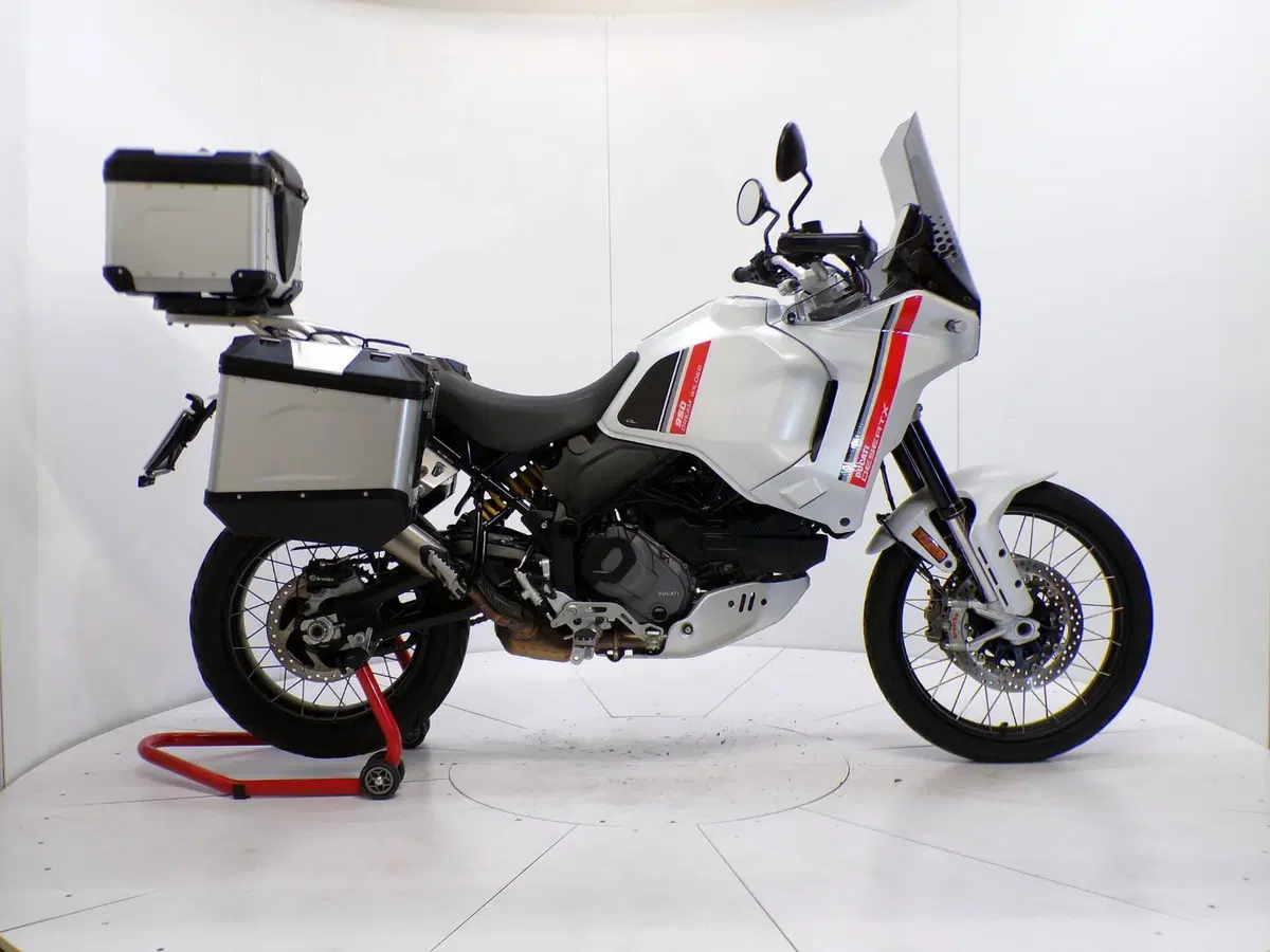 Ducati DesertX (2022 - 25)