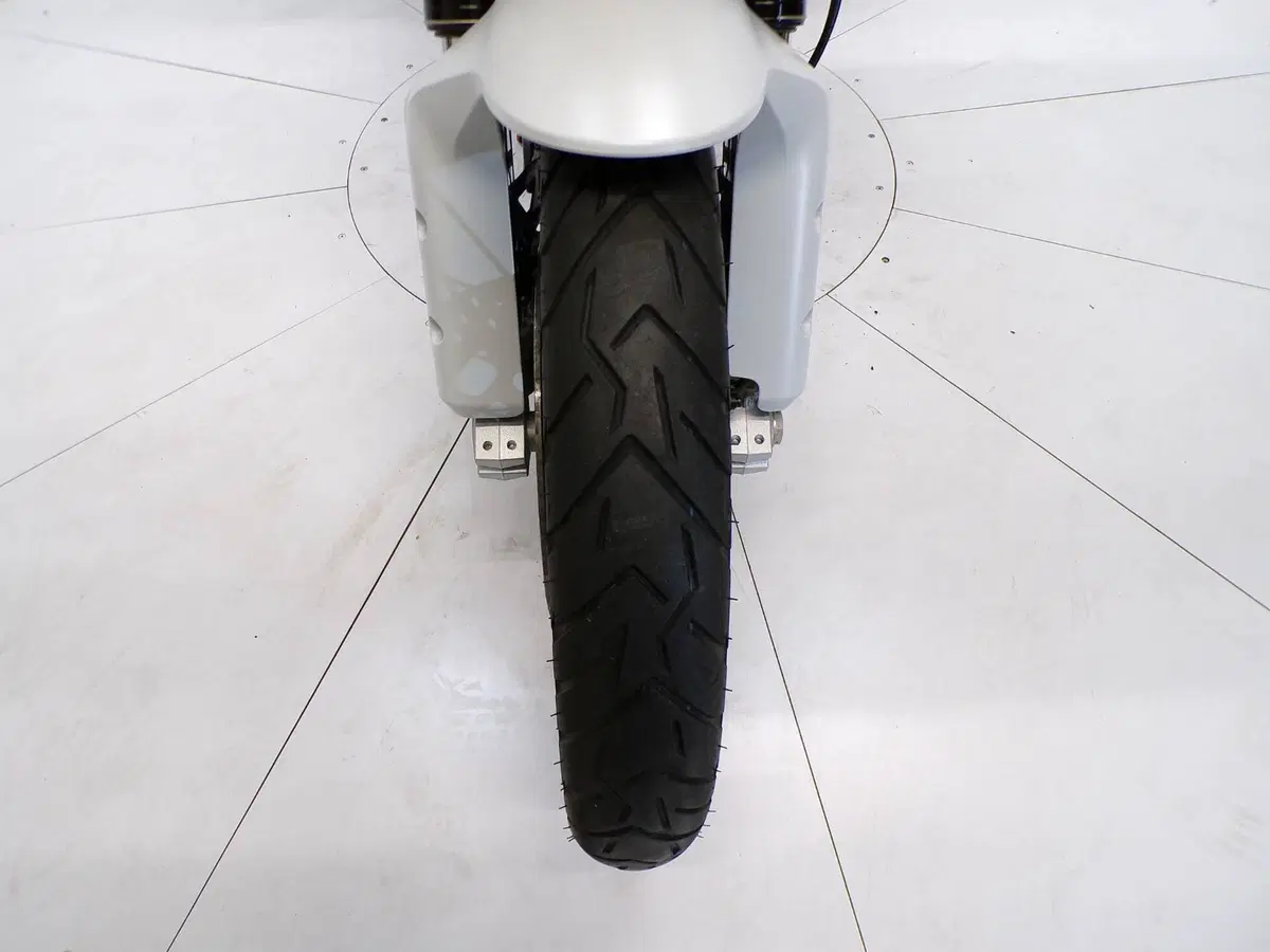 Ducati DesertX (2022 - 25) (11)
