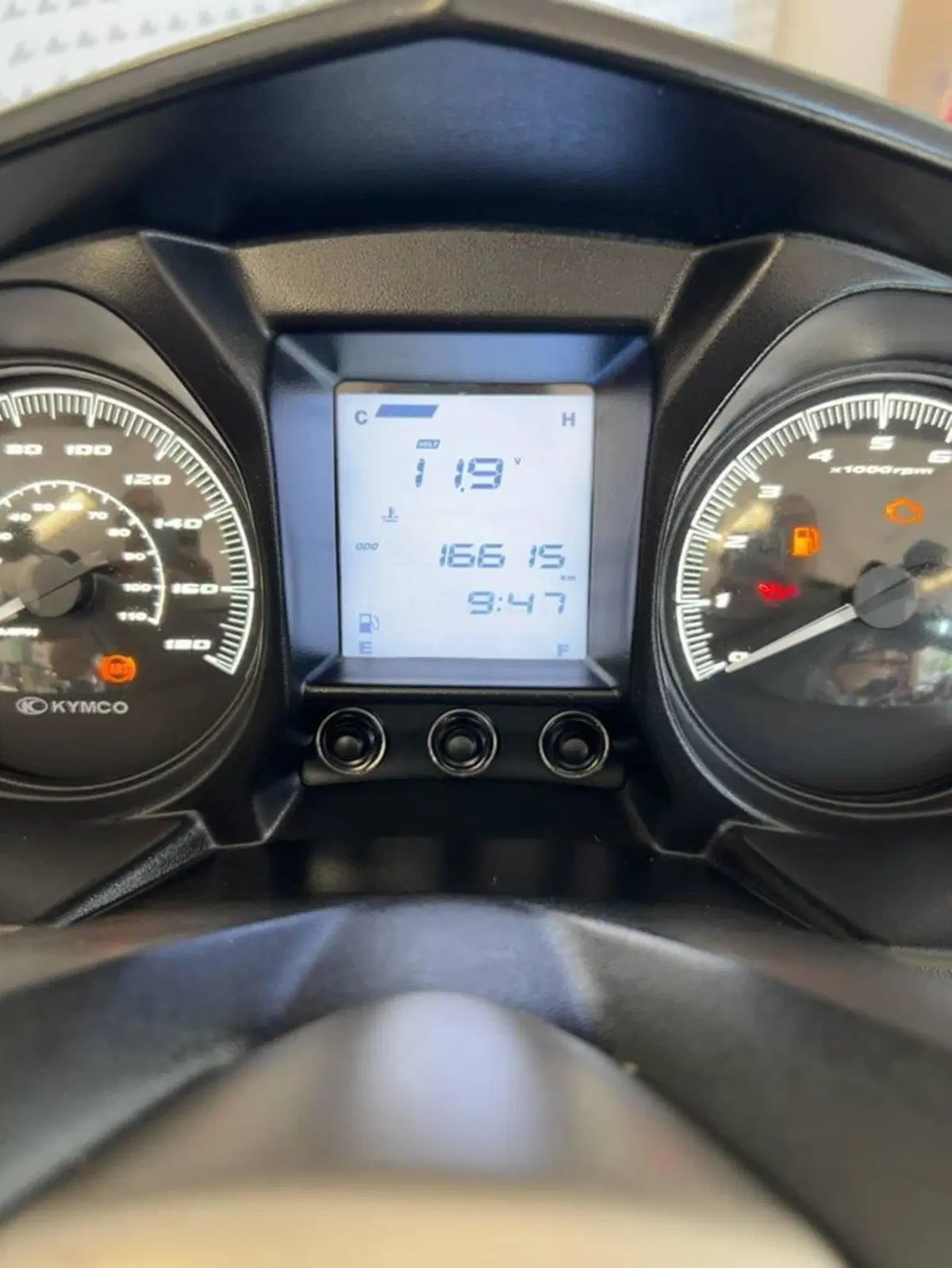 Kymco X-Town 300i (2021 - 24) (7)