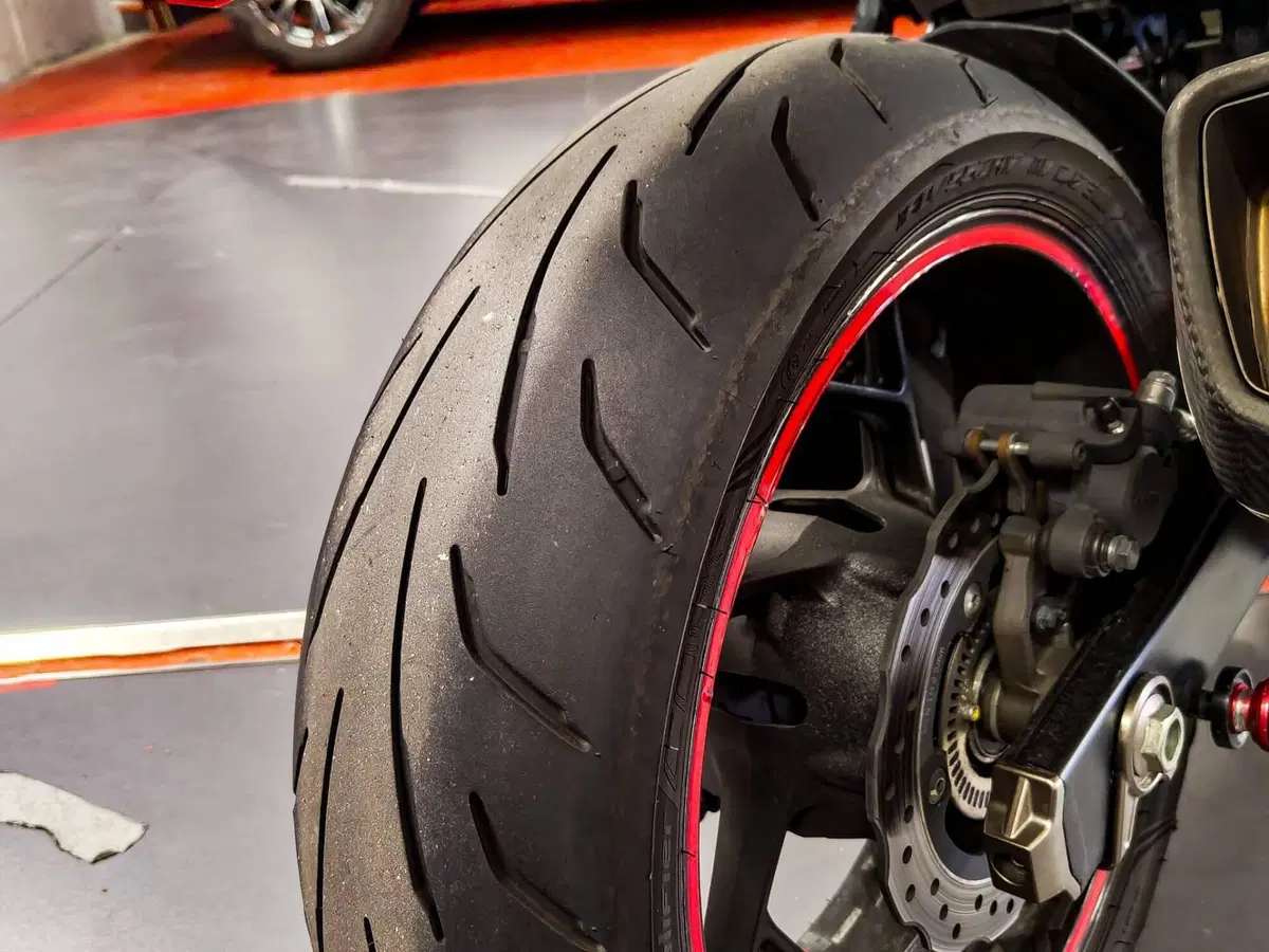 Suzuki GSX S 750 Yugen (2018 - 20) (14)