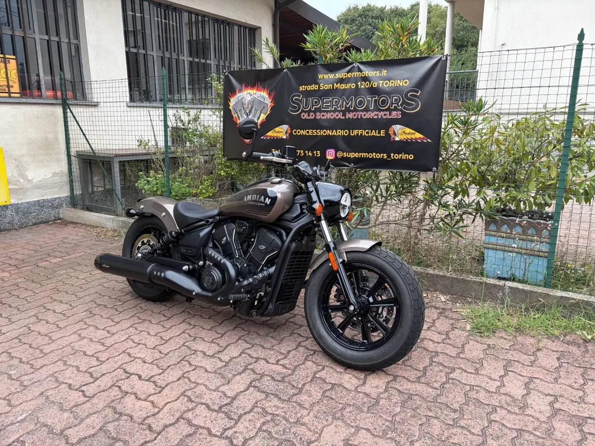 Indian Scout 1250 Bobber Limited + Tech (2025 - 26) (2)