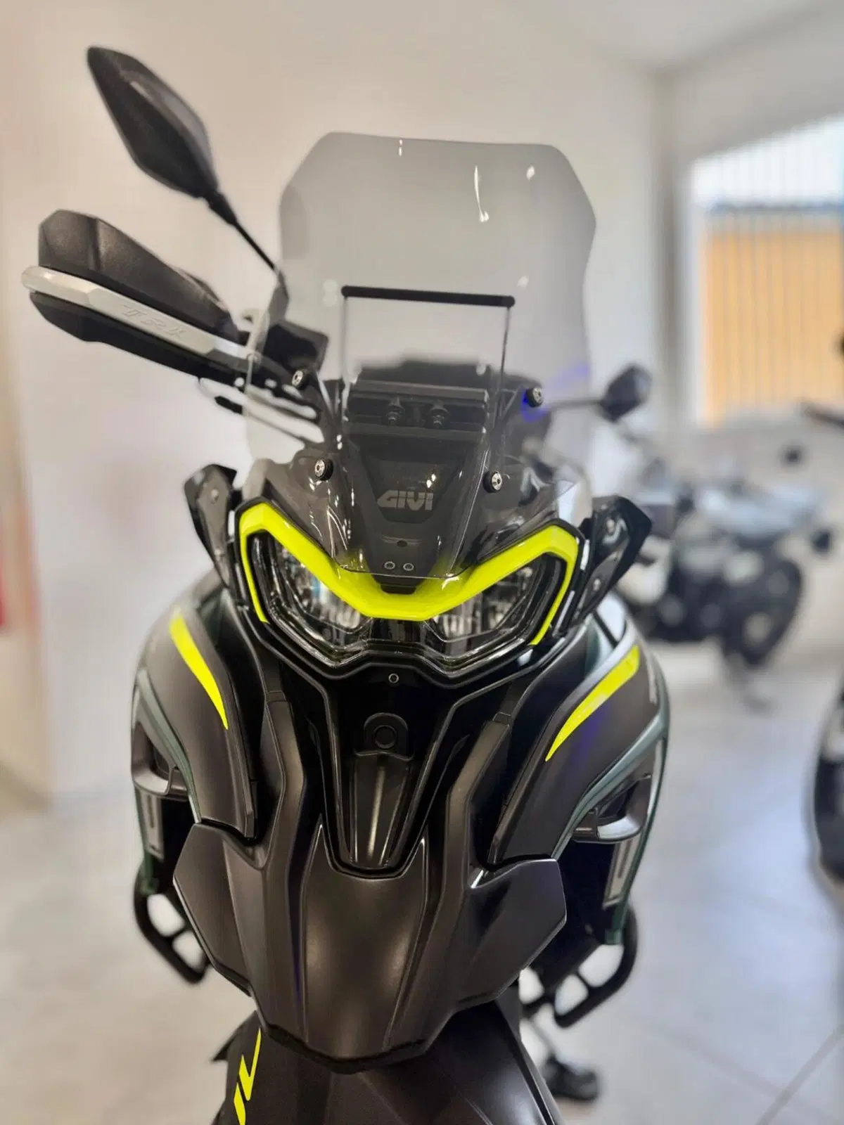 Benelli TRK 702X (2023 - 25) (5)