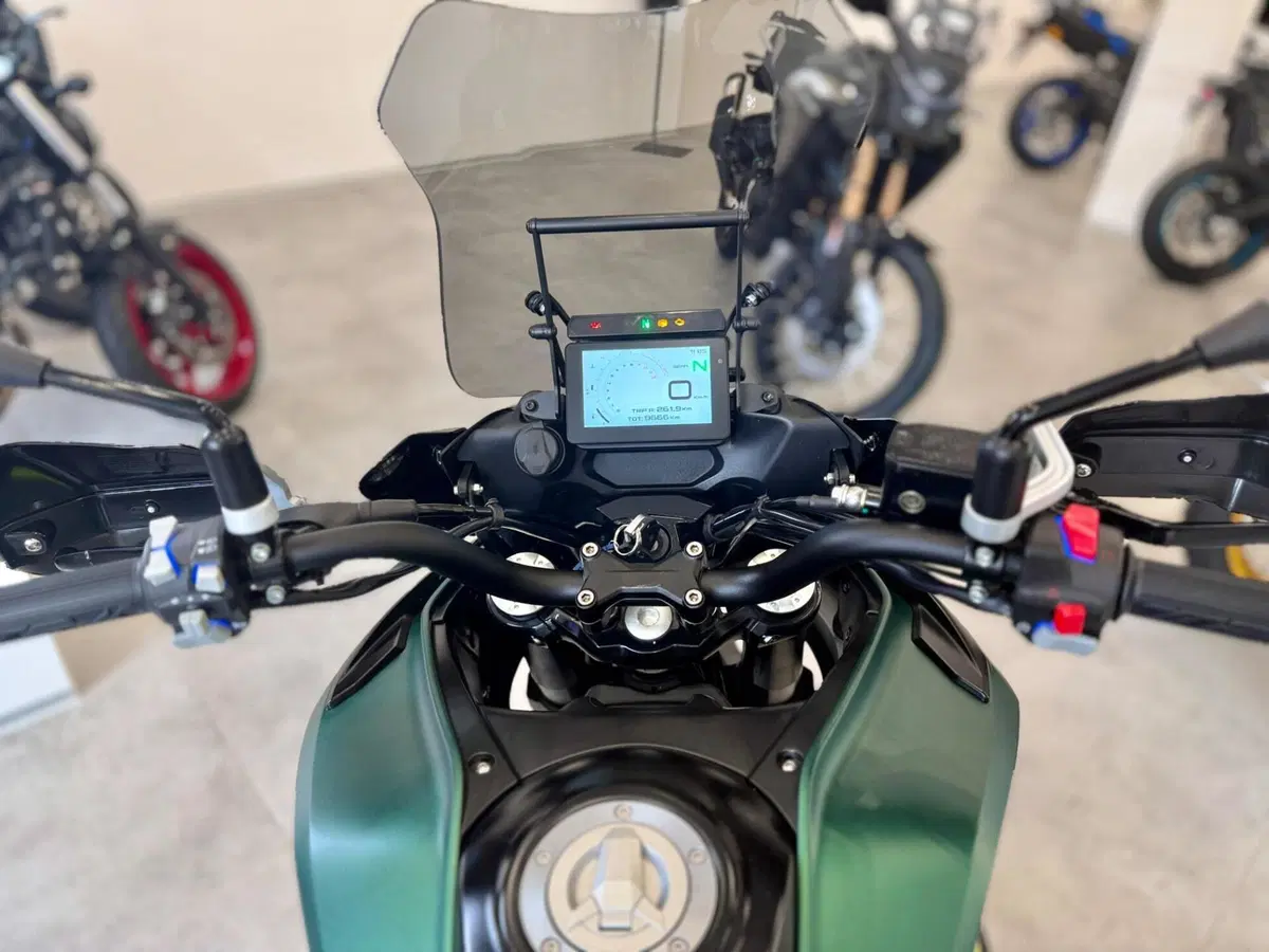 Benelli TRK 702X (2023 - 25) (7)