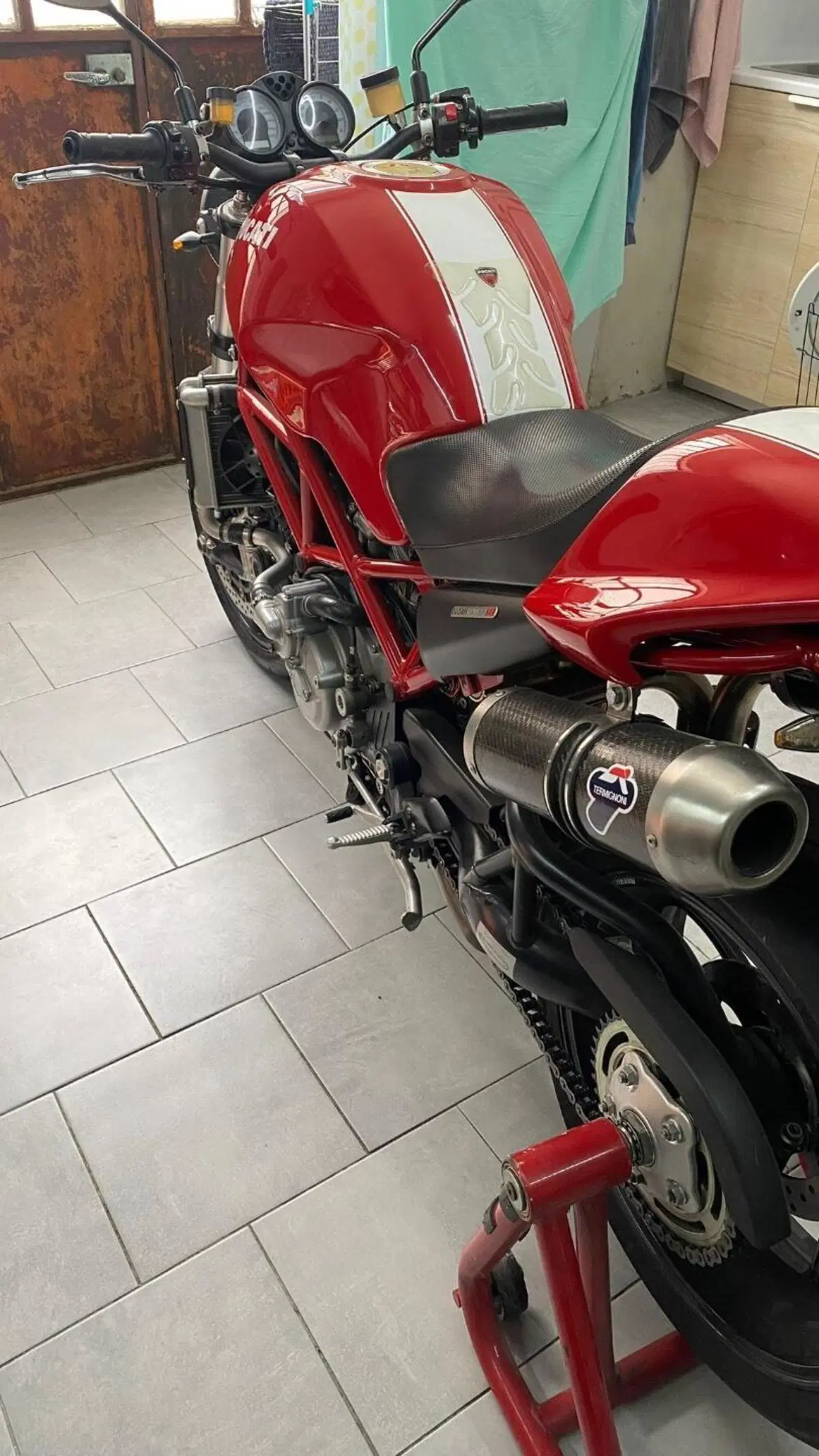 Ducati Monster S4R Testastretta (3)