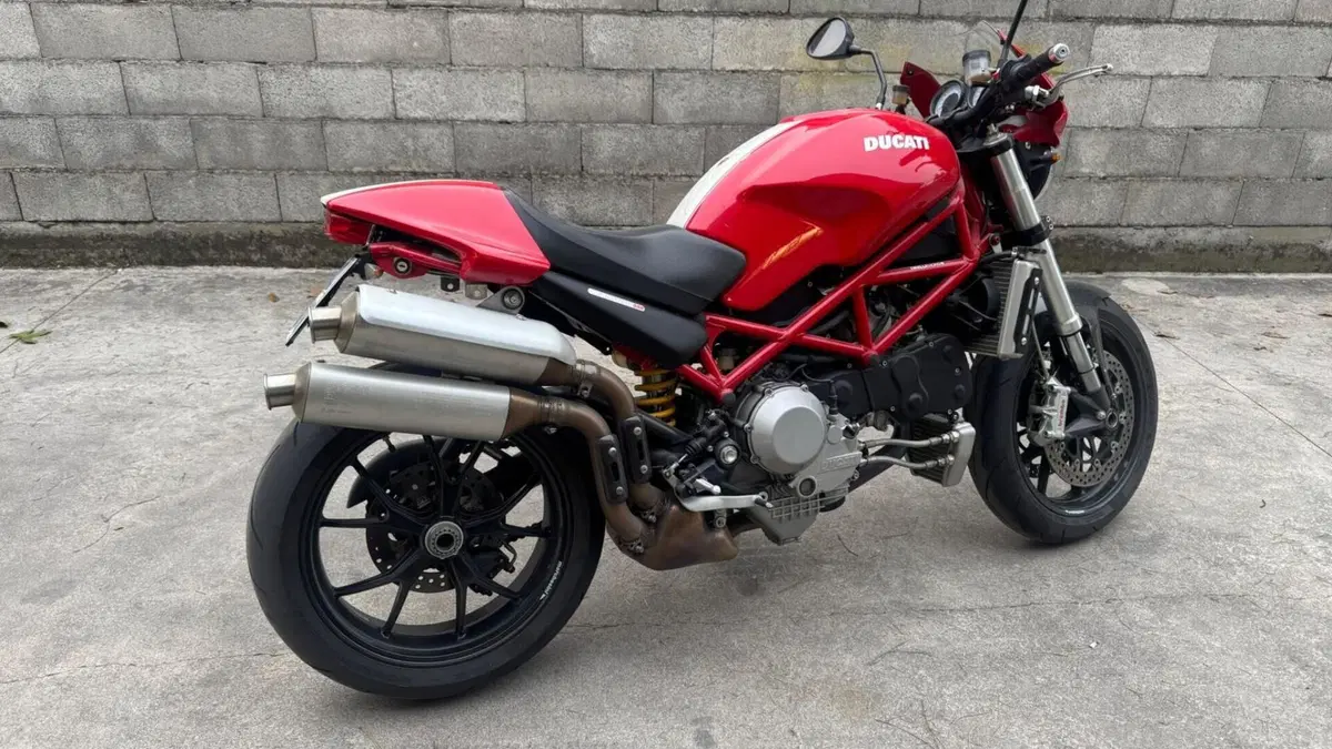 Ducati Monster S4R Testastretta (2)