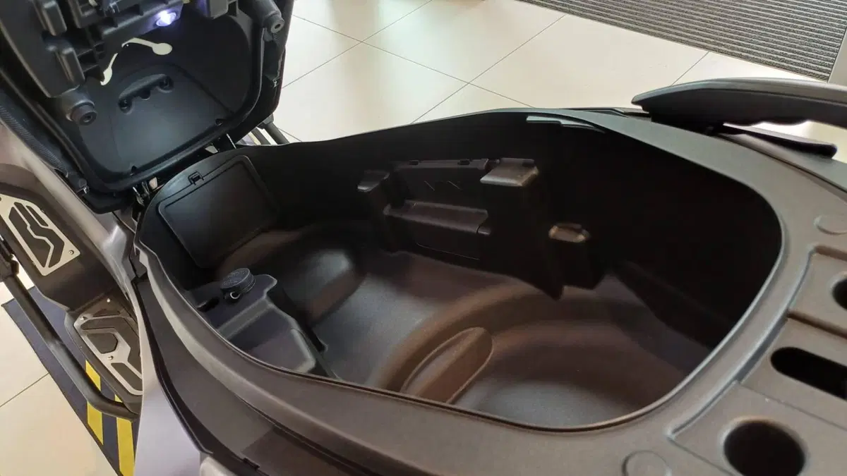 Voge SR450X (2026) (20)