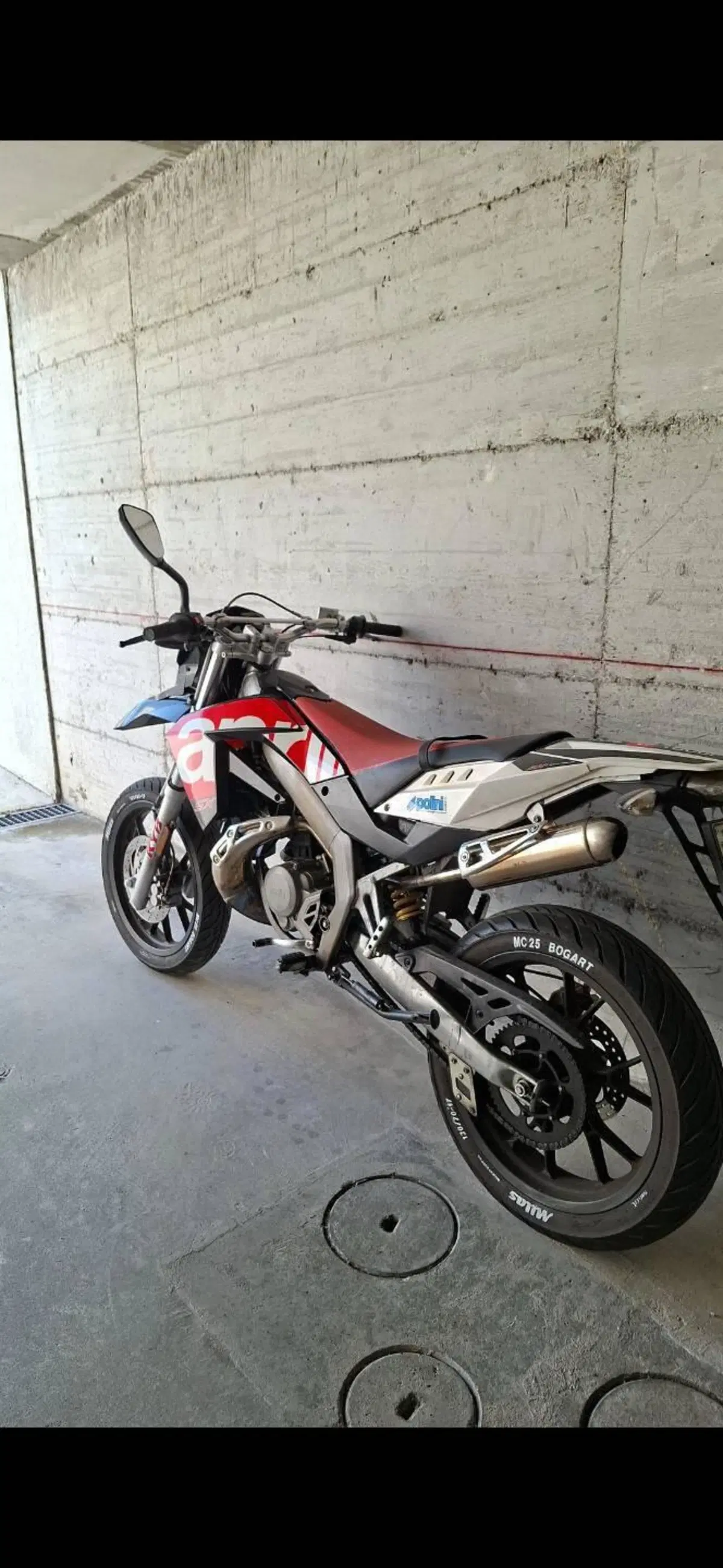 Aprilia SX 50 (2006 - 17) (4)