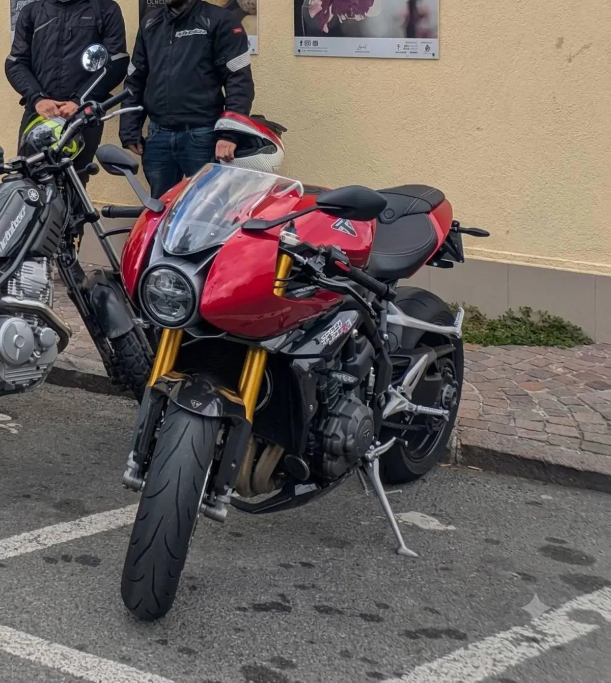 Triumph Speed Triple 1200 RR (2022 - 26) (2)