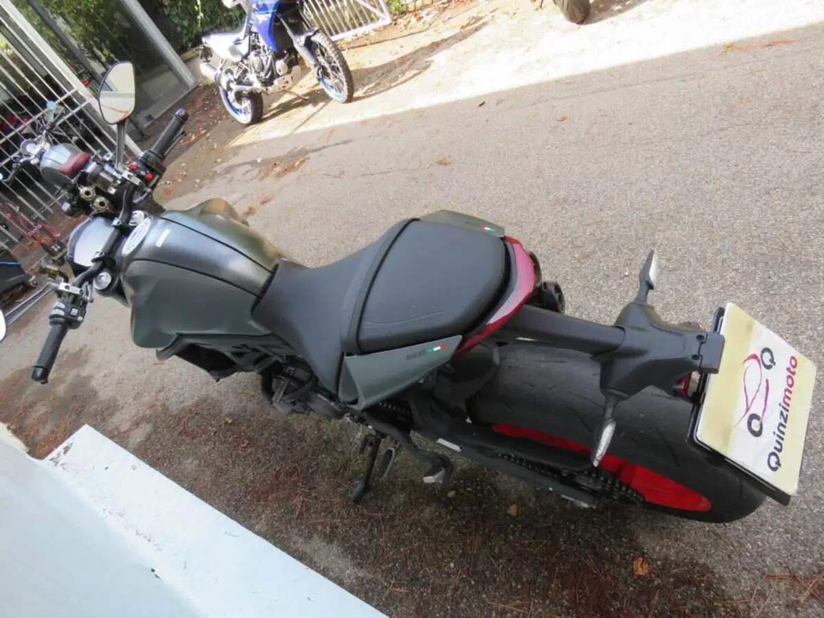 Ducati Monster 937 (2021 - 25) (5)