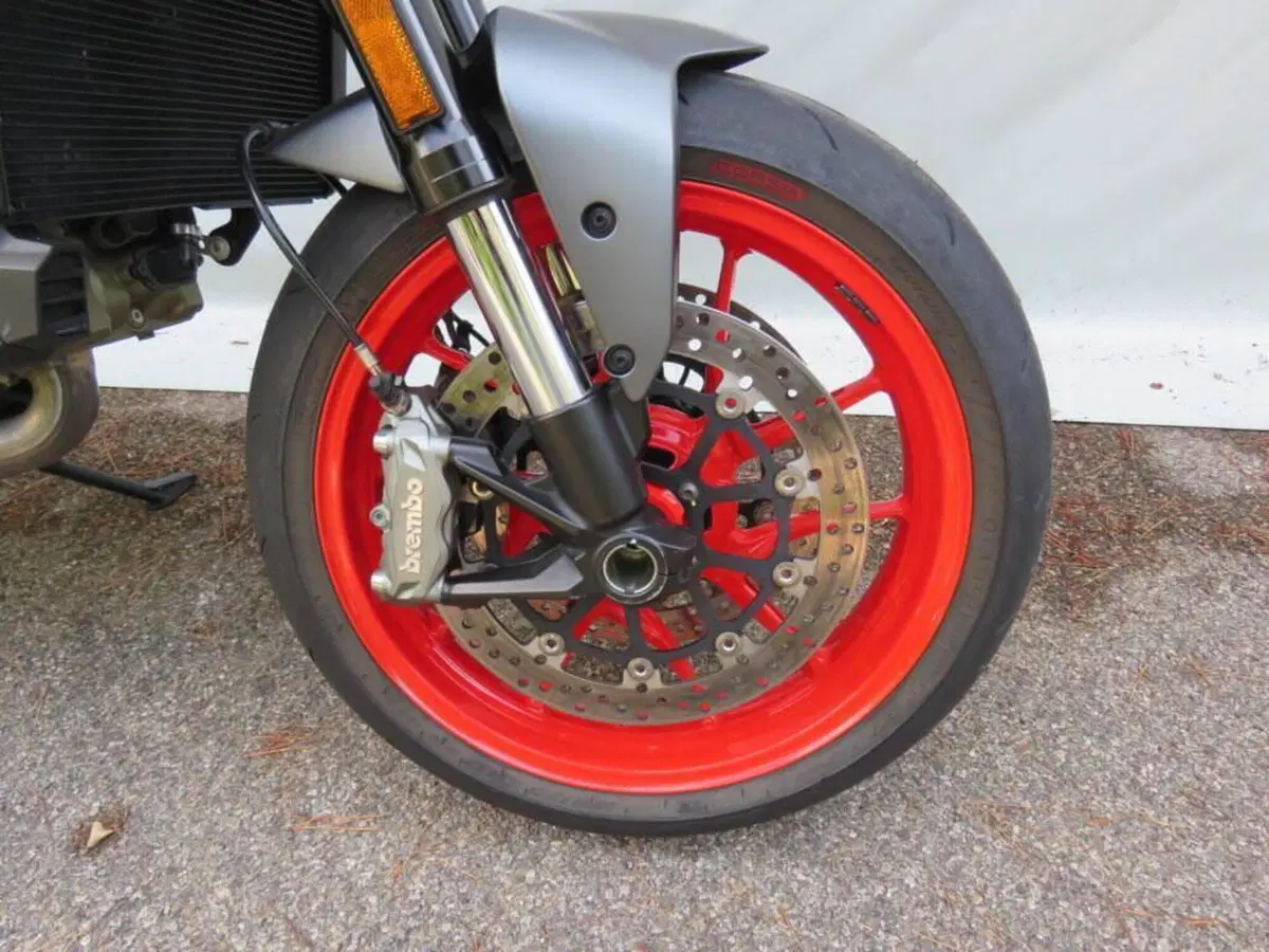 Ducati Monster 937 (2021 - 25) (9)