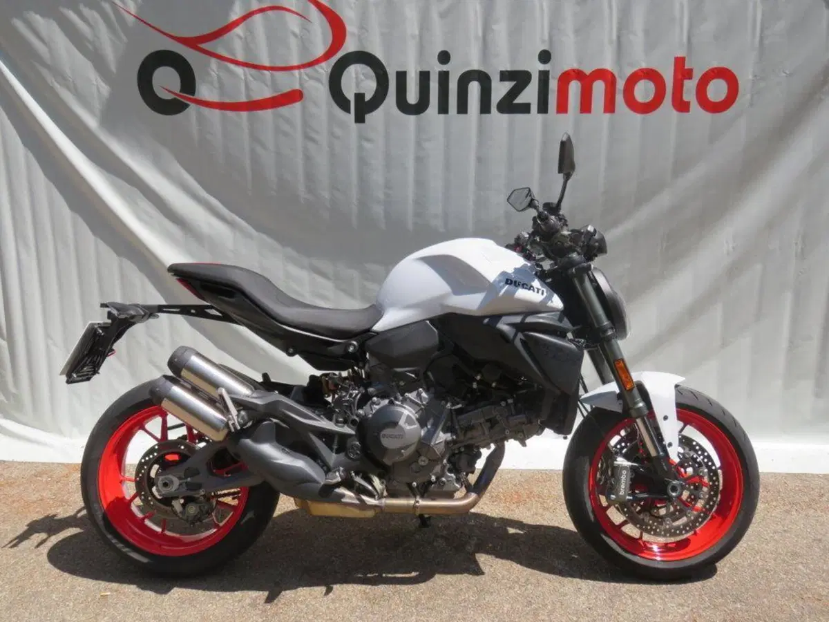 Ducati Monster 890 (2026)