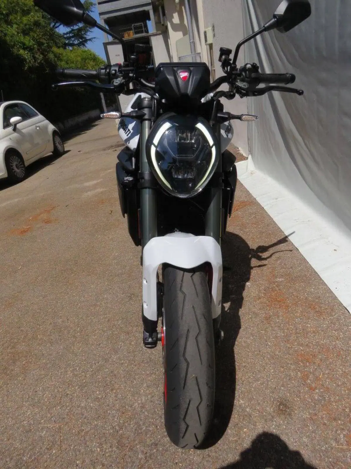 Ducati Monster 890 (2026) (7)
