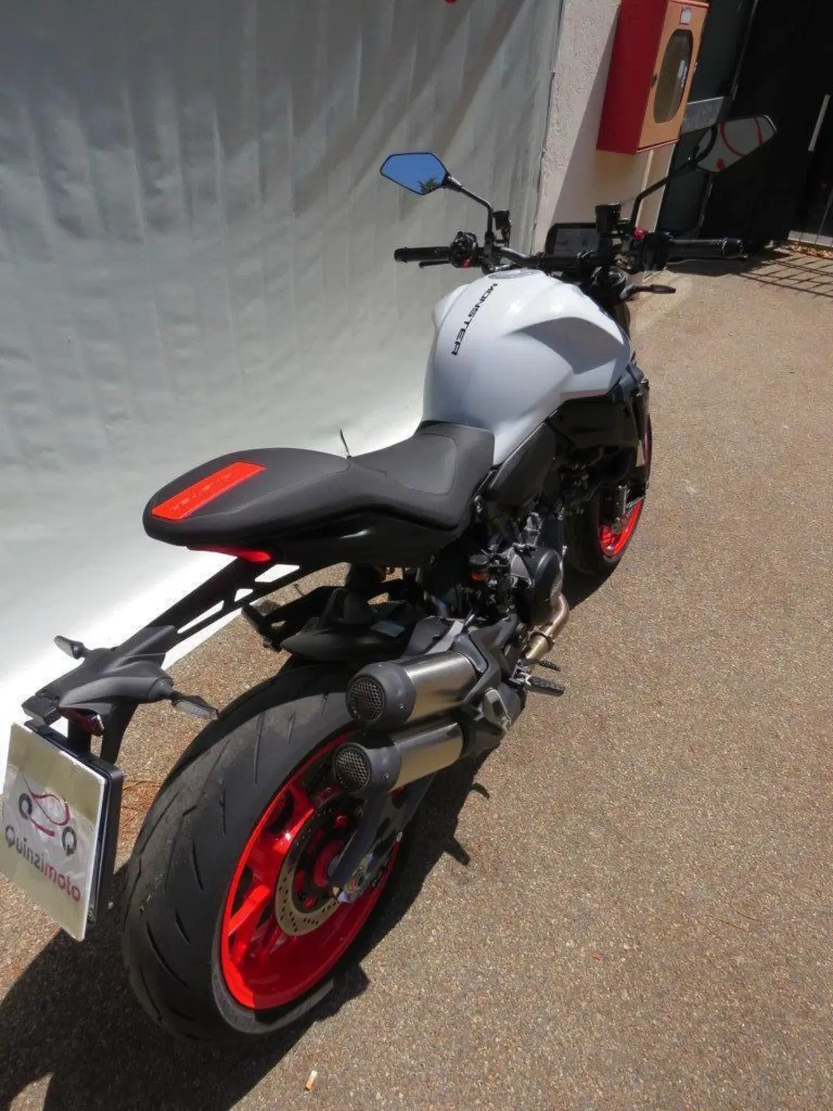 Ducati Monster 890 (2026) (10)