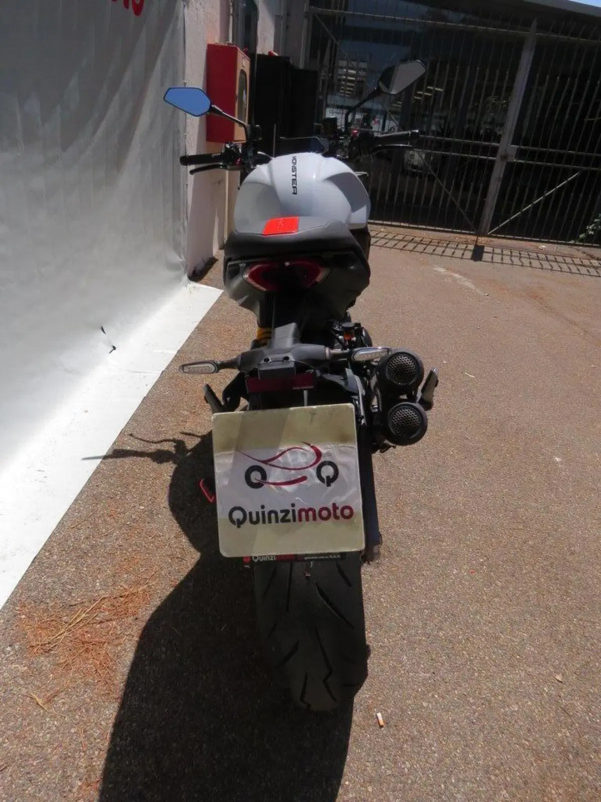 Ducati Monster 890 (2026) (4)