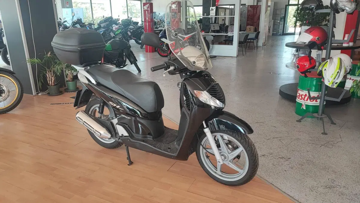 Honda SH 150i (2005 - 08) (3)