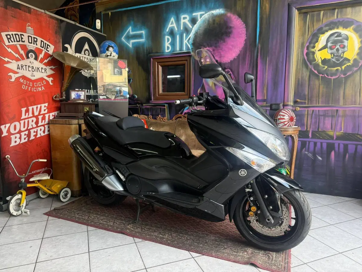 Yamaha T-Max 500 (2008 - 12) (5)