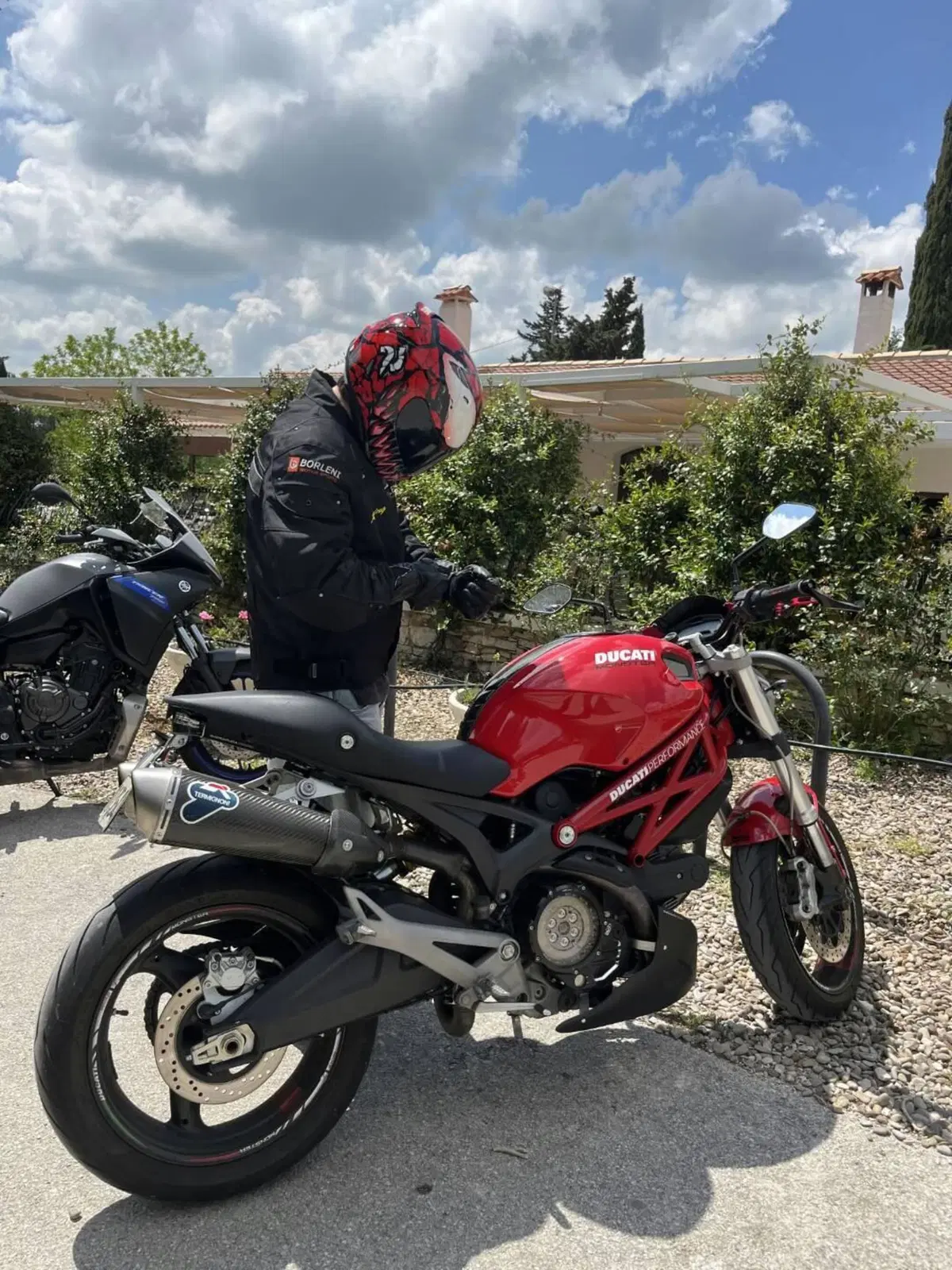 Ducati Monster 696 (2008 - 13) (2)