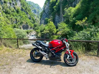 Ducati Monster 696 (2008 - 13) usata