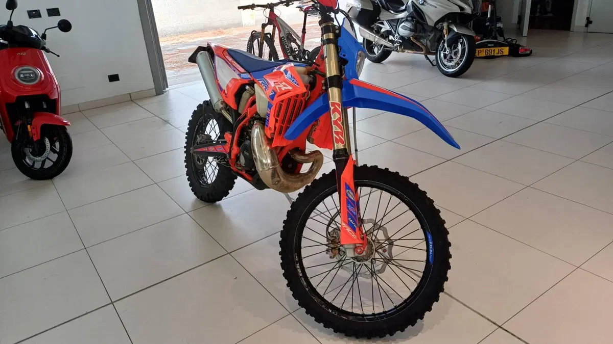 Betamotor RR X-PRO 300 2T Enduro (2025) (2)