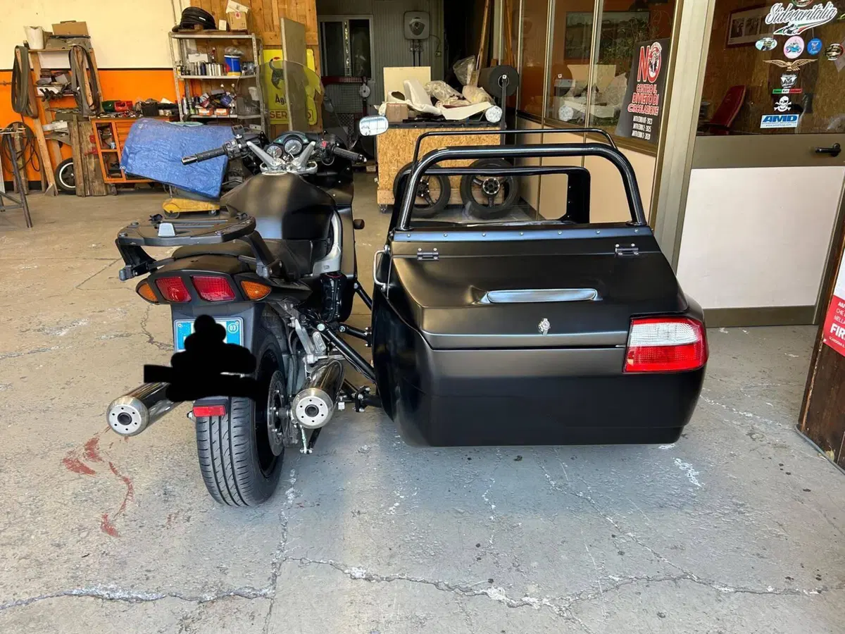 Yamaha FJR 1300 (2001 - 03) (3)