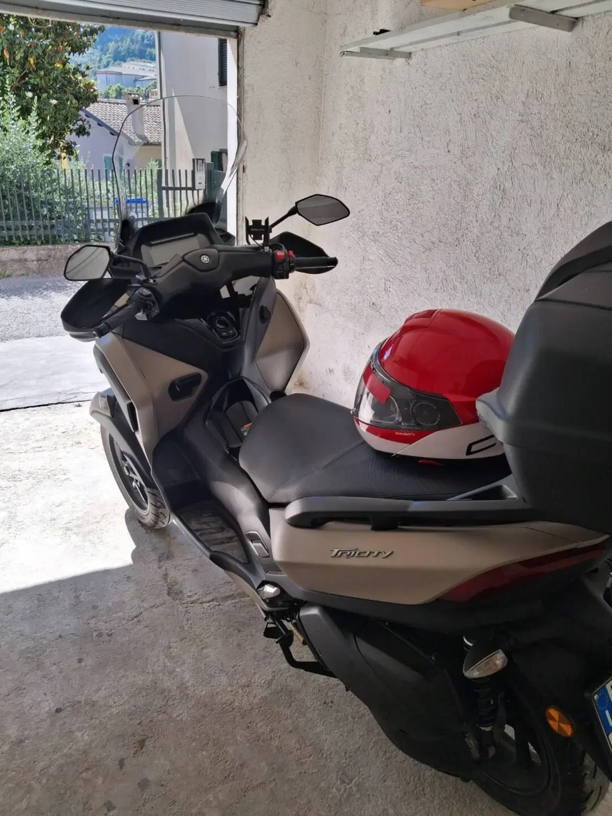 Yamaha Tricity 300 (2021 - 24) (6)
