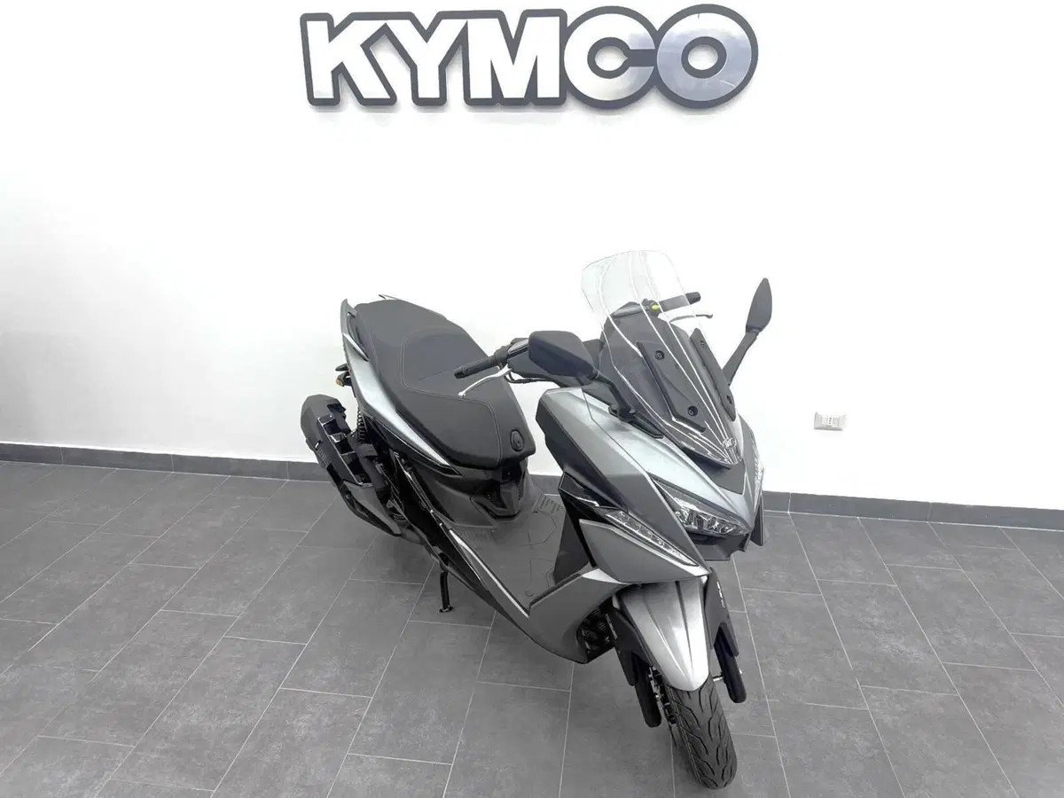 Kymco X-Town 250ST (2026) (2)