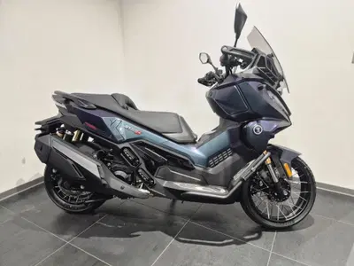 Voge SR450X (2026) nuova