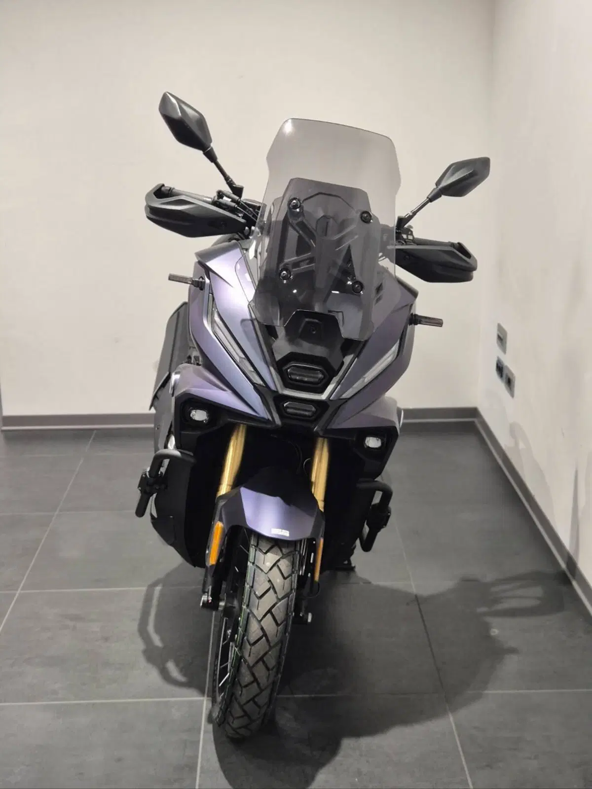 Voge SR450X (2026) (2)