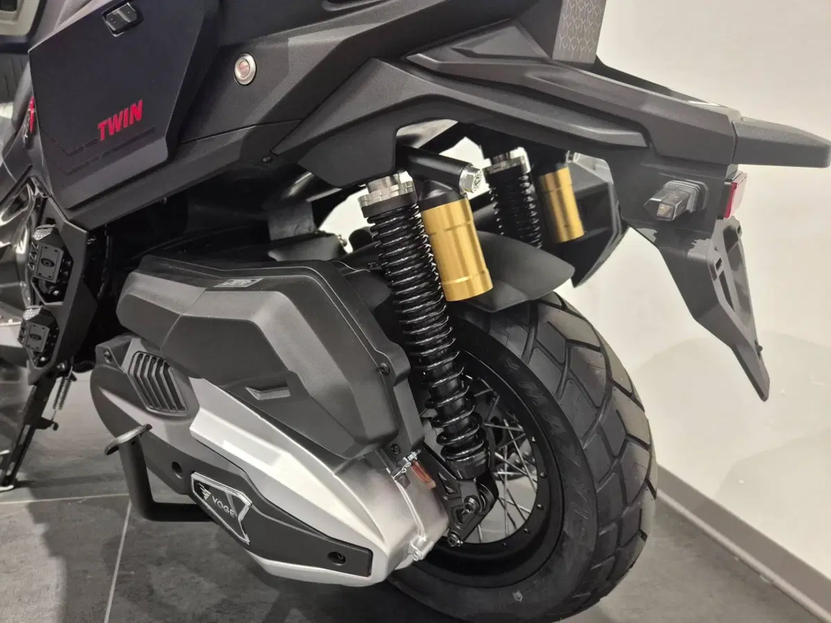 Voge SR450X (2026) (12)