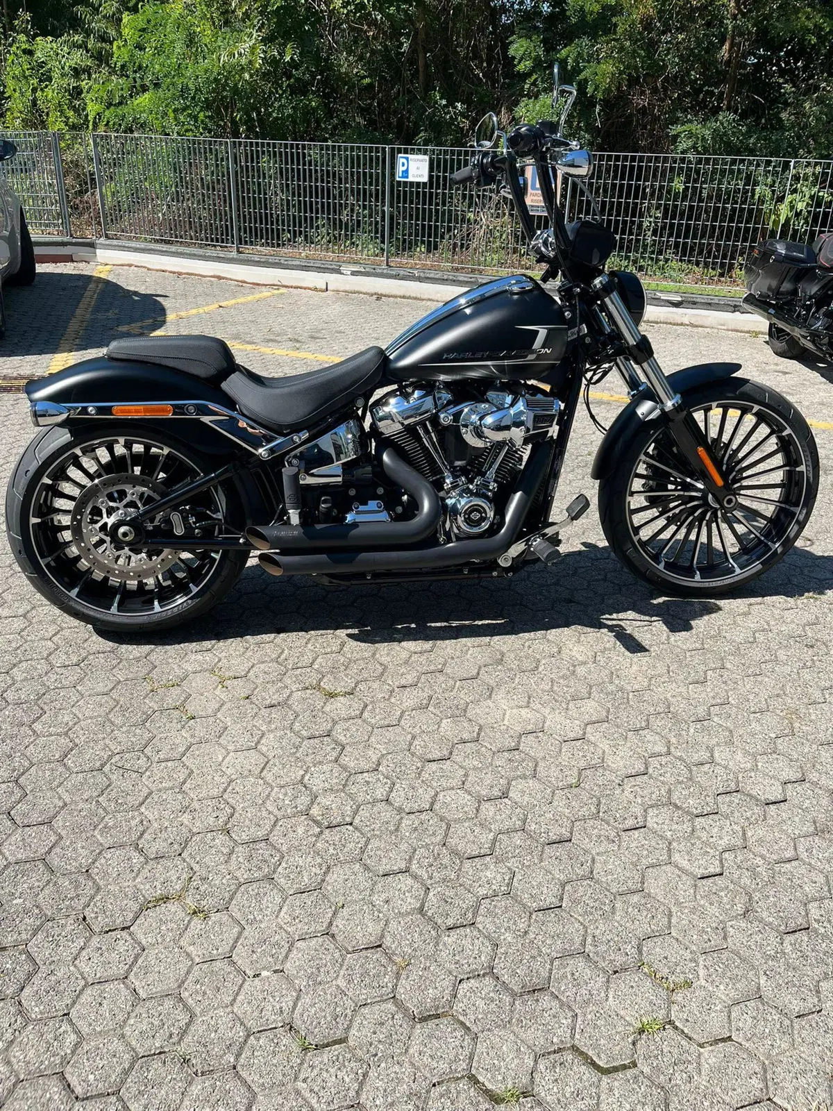 Harley-Davidson Breakout 117 (2023 - 24) (6)