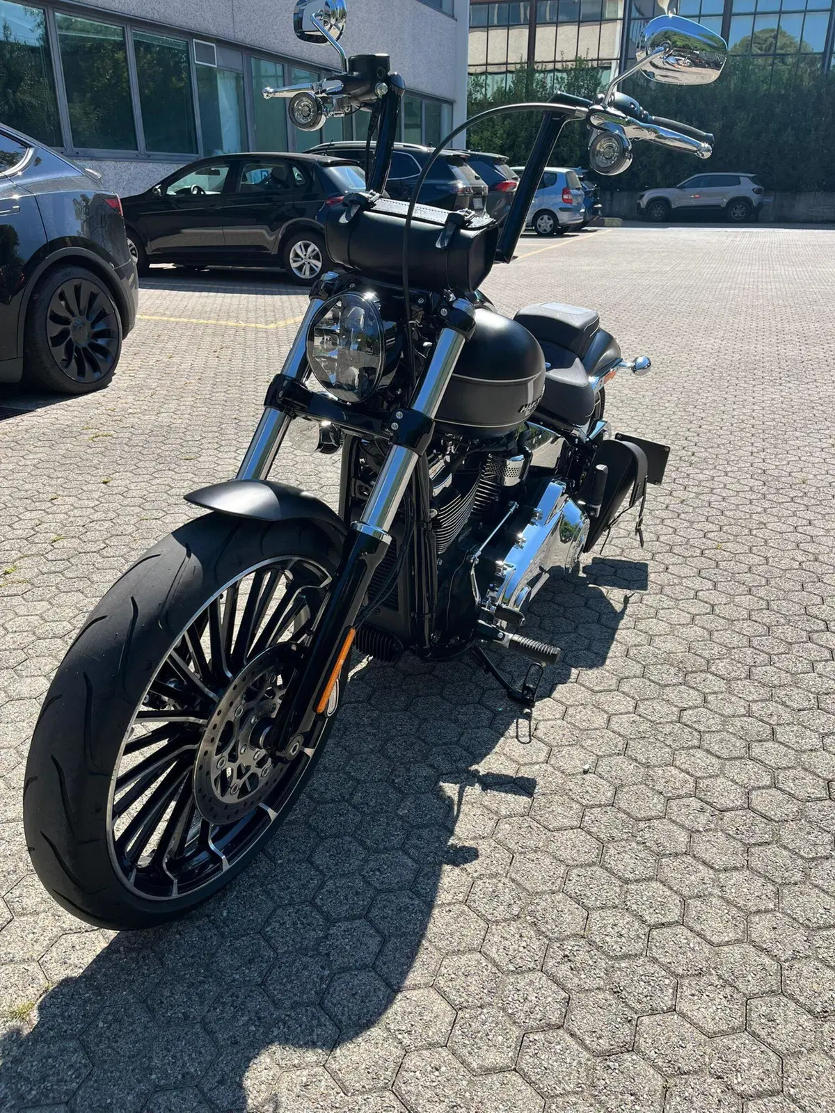 Harley-Davidson Breakout 117 (2023 - 24) (2)
